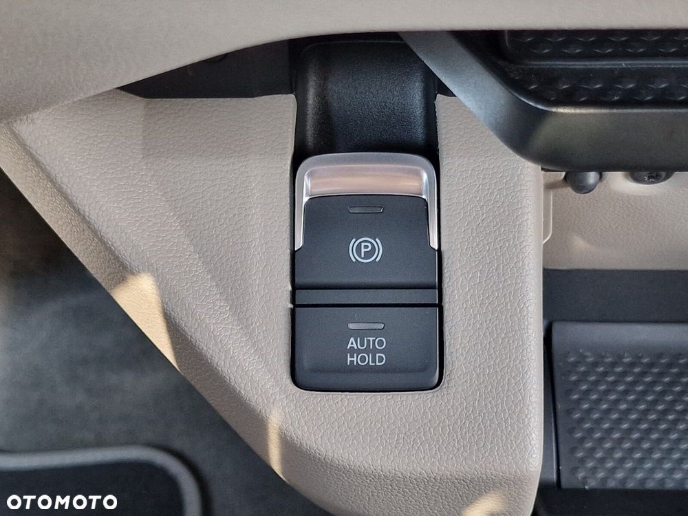 Volkswagen Multivan 2.0 TSI L2 Life DSG - 29