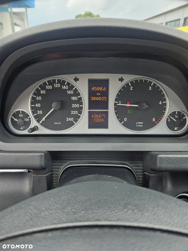 Mercedes-Benz Klasa B 180 CDI - 6