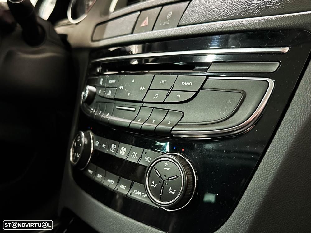 Peugeot 508 RXH 2.0 HDi Hybrid4 2-Tronic 104g - 37