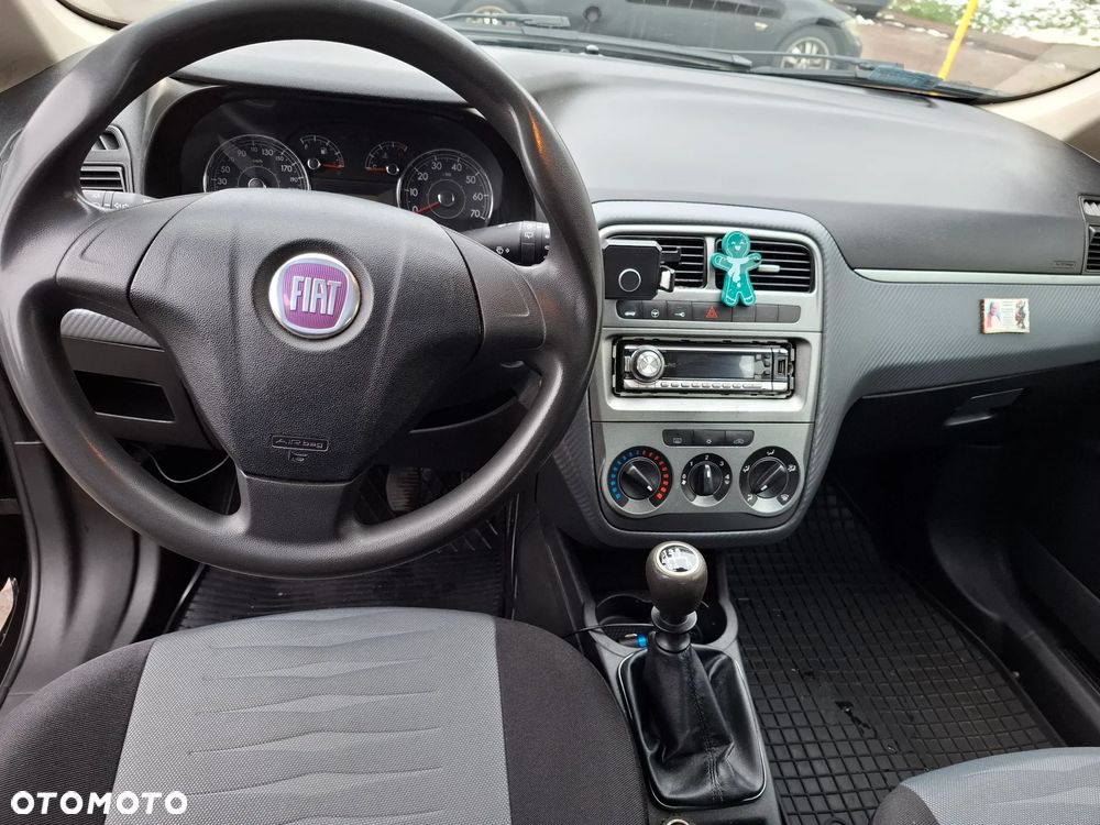 Fiat Punto - 6
