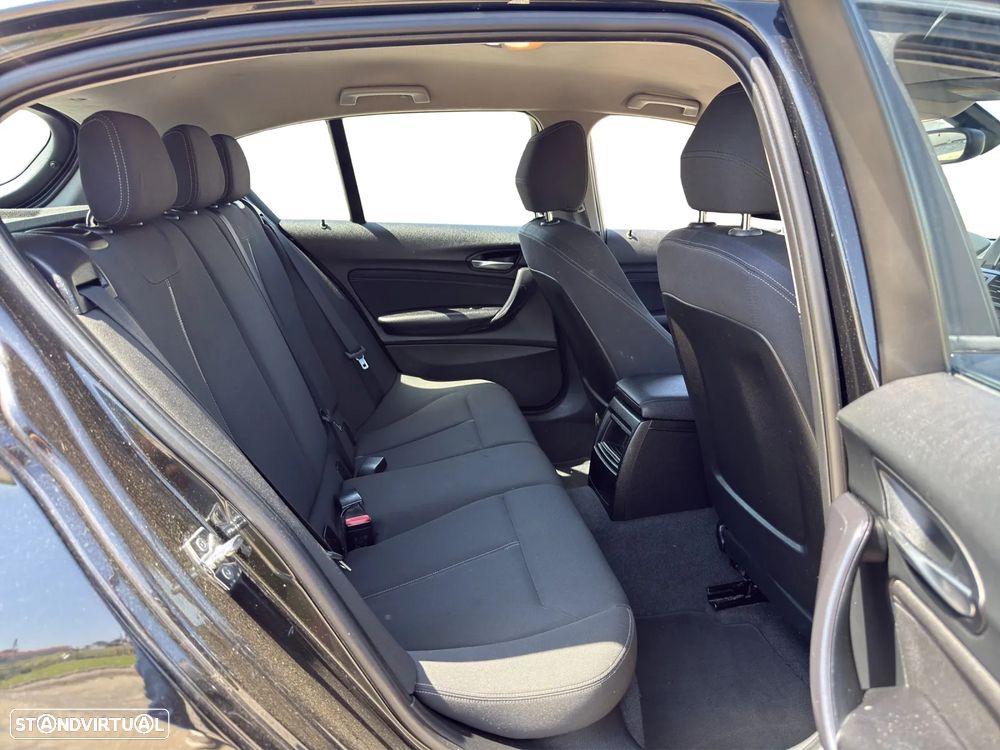 BMW 118 dA Line Sport - 17