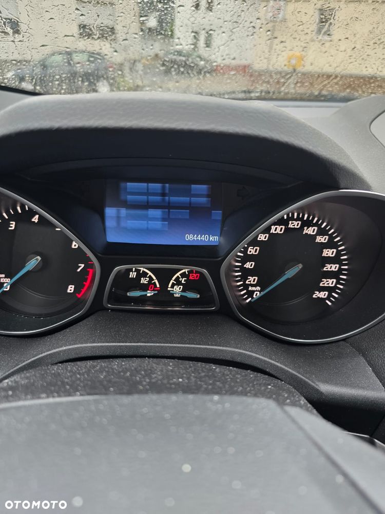 Ford Kuga - 4