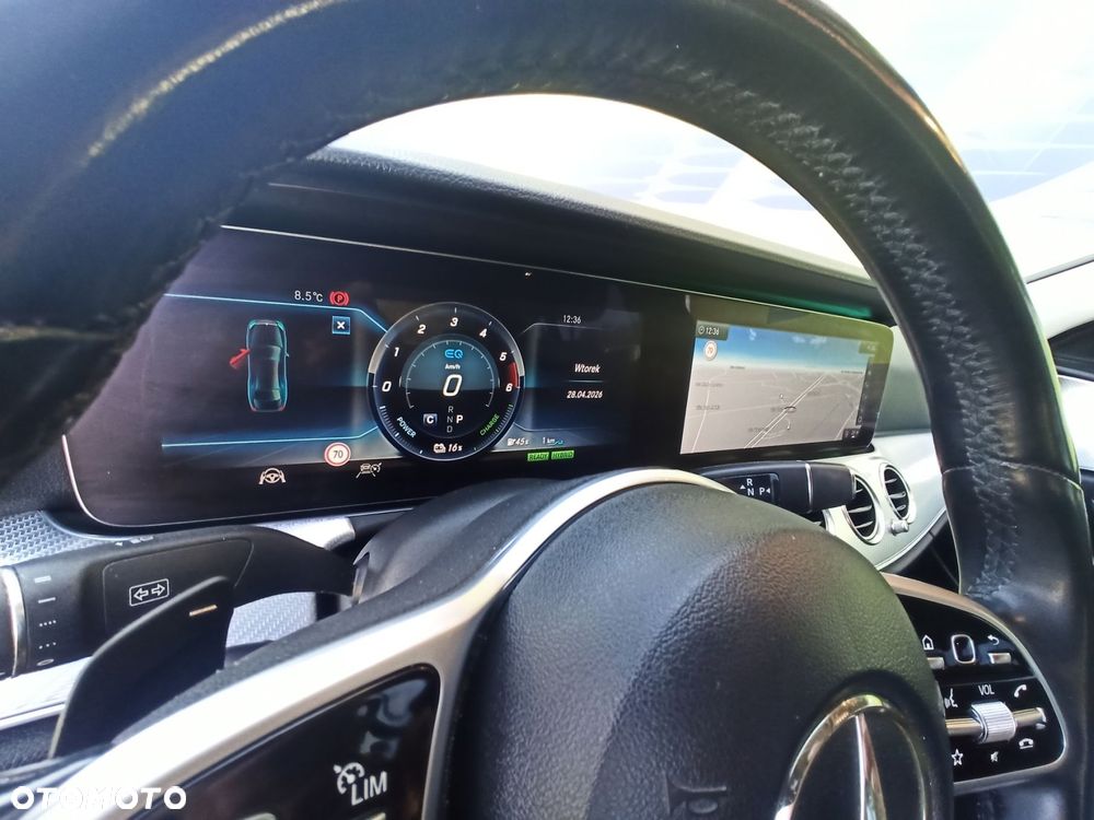 Mercedes-Benz Klasa E - 16