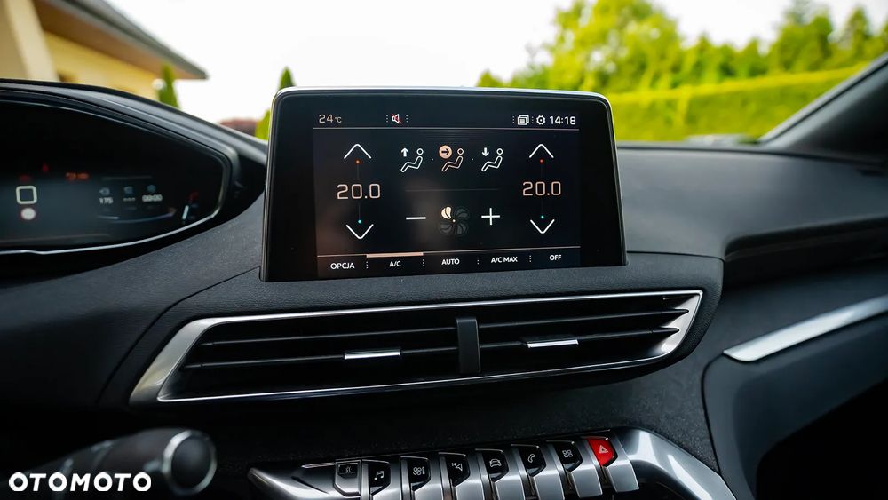 Peugeot 3008 PureTech 130 Stop & Start GPF Allure - 37