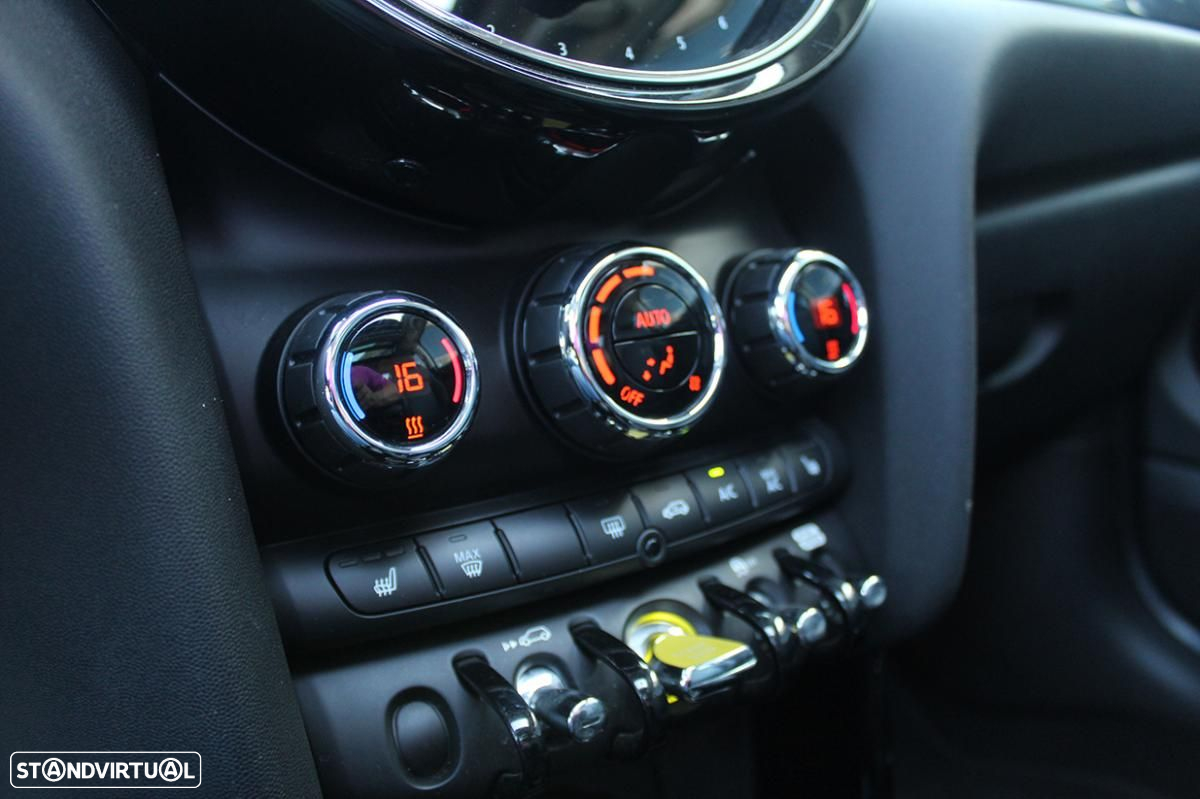 MINI 3 Portas Cooper SE Camden Edition - 35