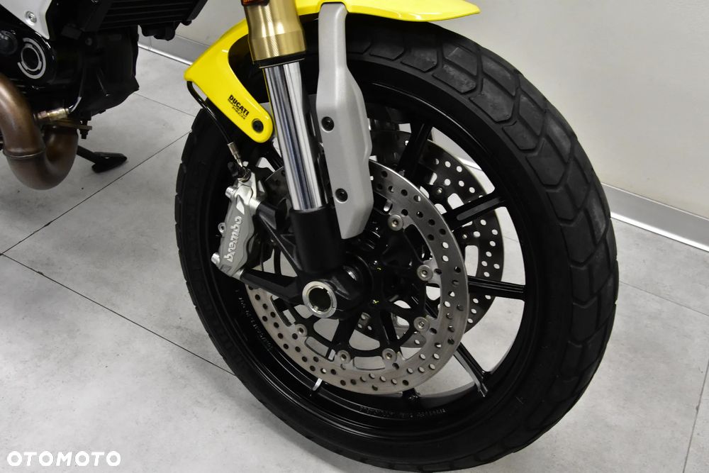 Ducati Scrambler - 25