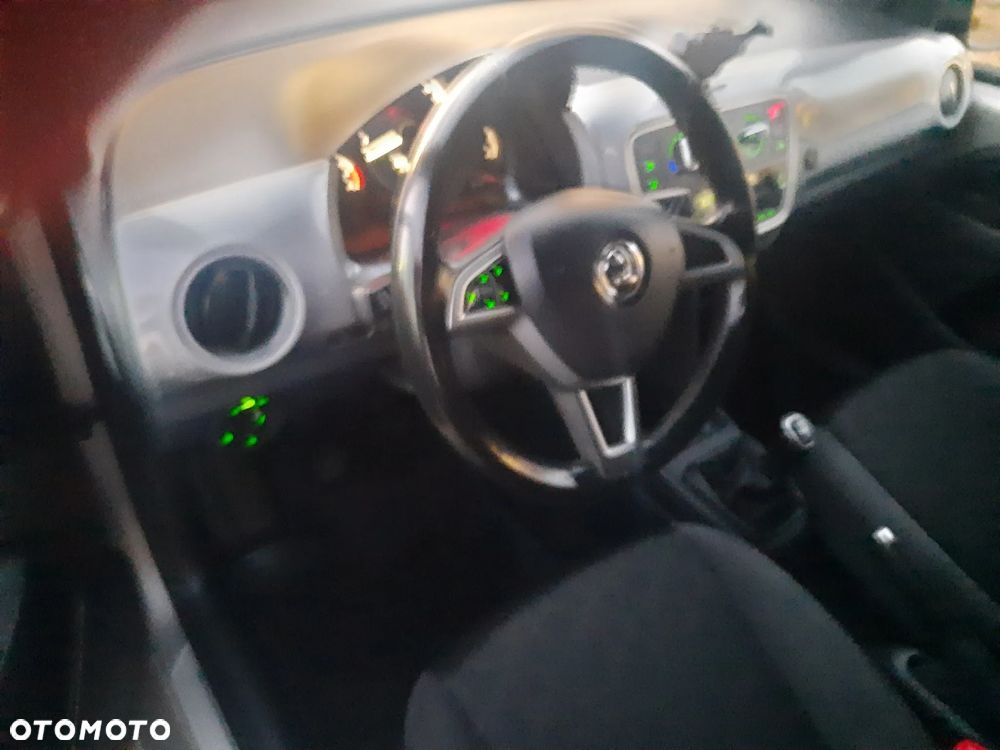 Skoda Citigo 1.0 MPI Clever - 17