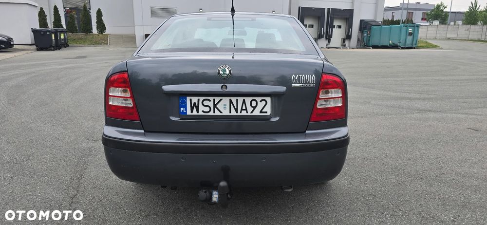 Skoda Octavia 1.6 Active - 5