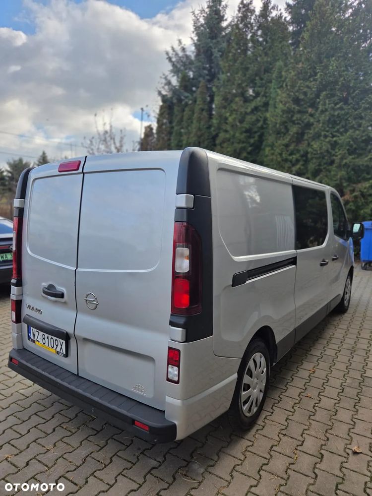 Opel Vivaro L2H1 2,9t Essentia - 4