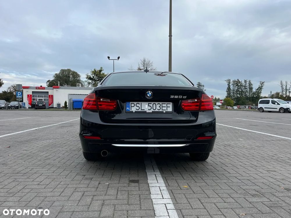 BMW Seria 3 320d Efficient Dynamic Edition Blue Performance Luxury Line - 10