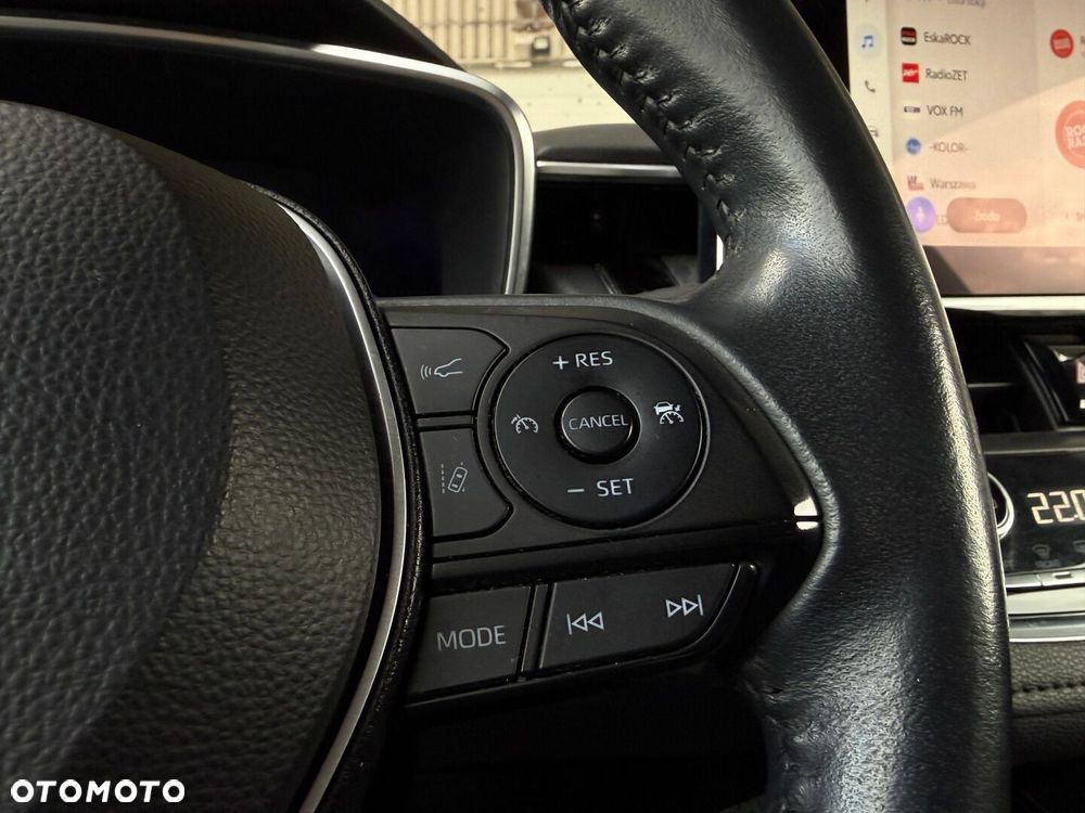 Toyota Corolla 1.8 Hybrid Comfort - 32