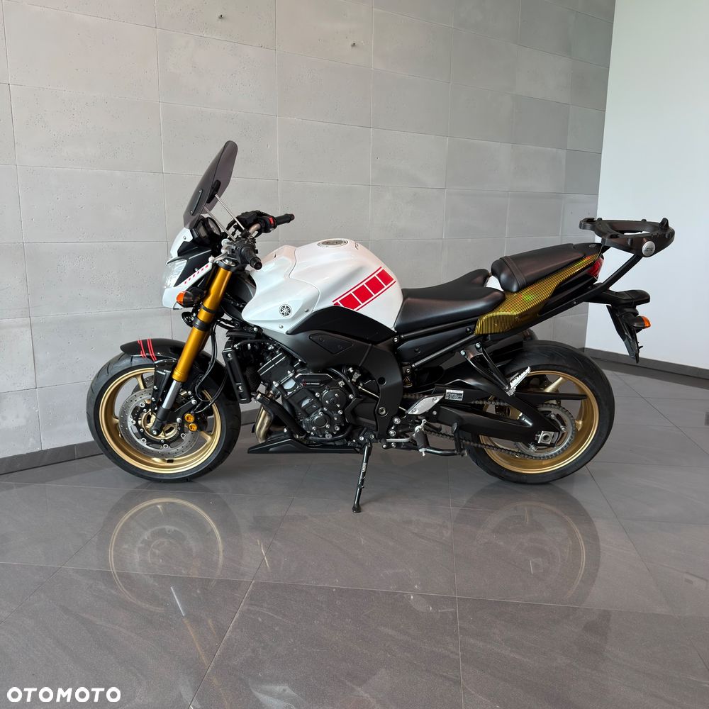Yamaha FZ8 - 8