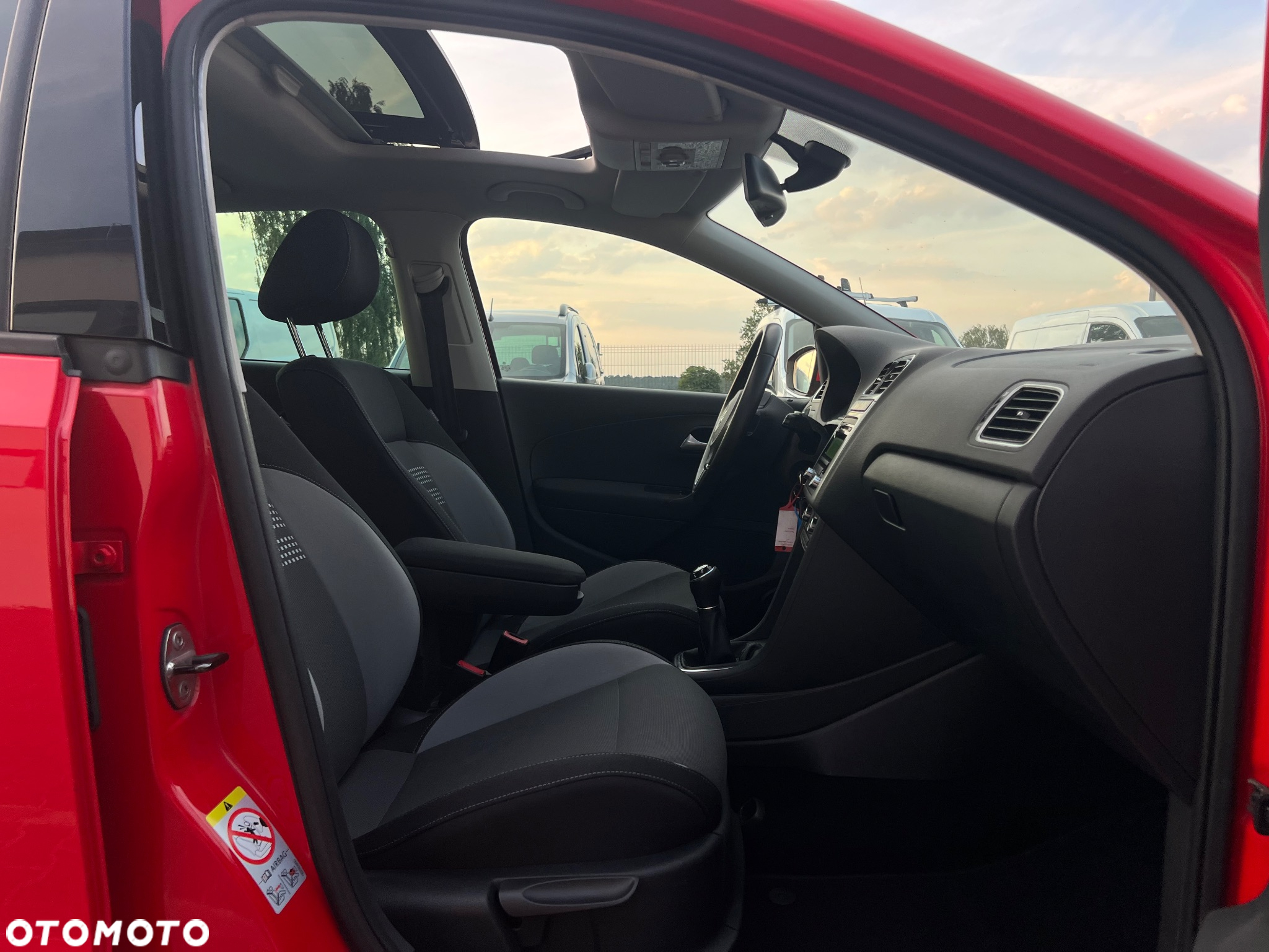 Volkswagen Polo 1.6 TDI DPF Highline - 32