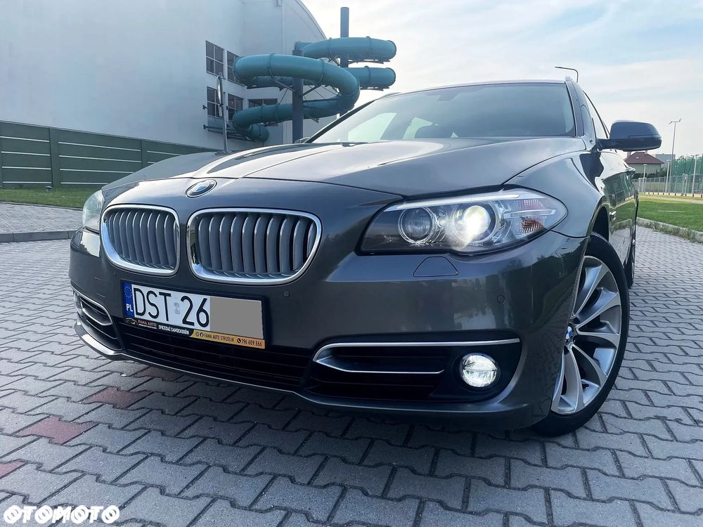 BMW Seria 5 520d xDrive - 31