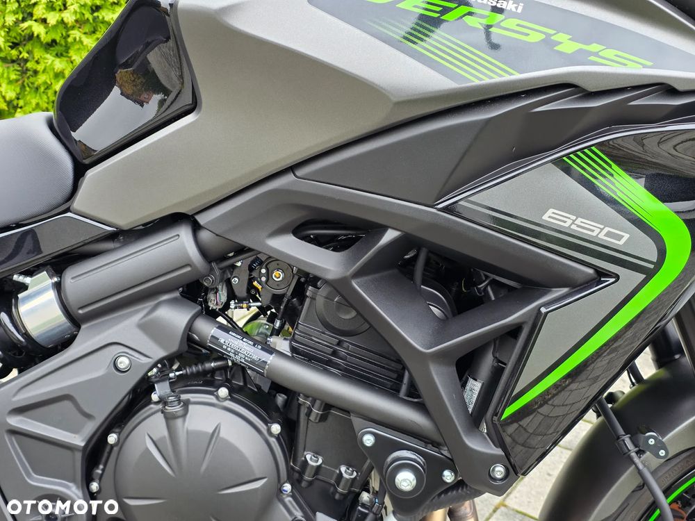 Kawasaki Versys 650 - 9