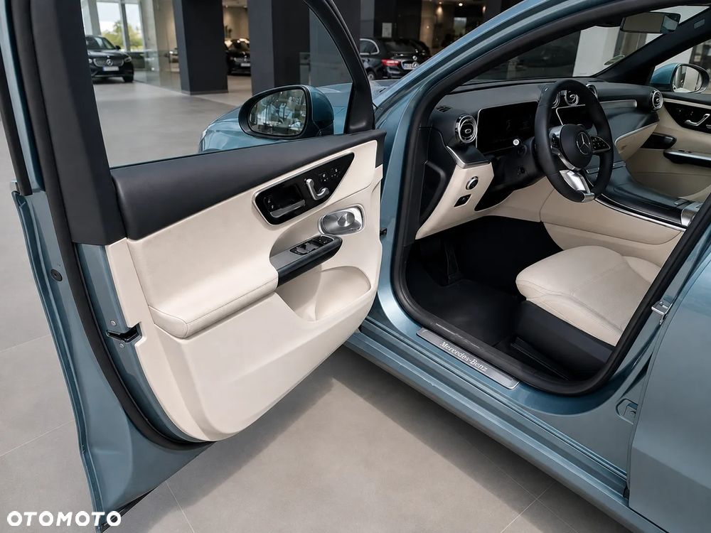 Mercedes-Benz GLC 300 e PHEV 4-Matic AMG Line - 6