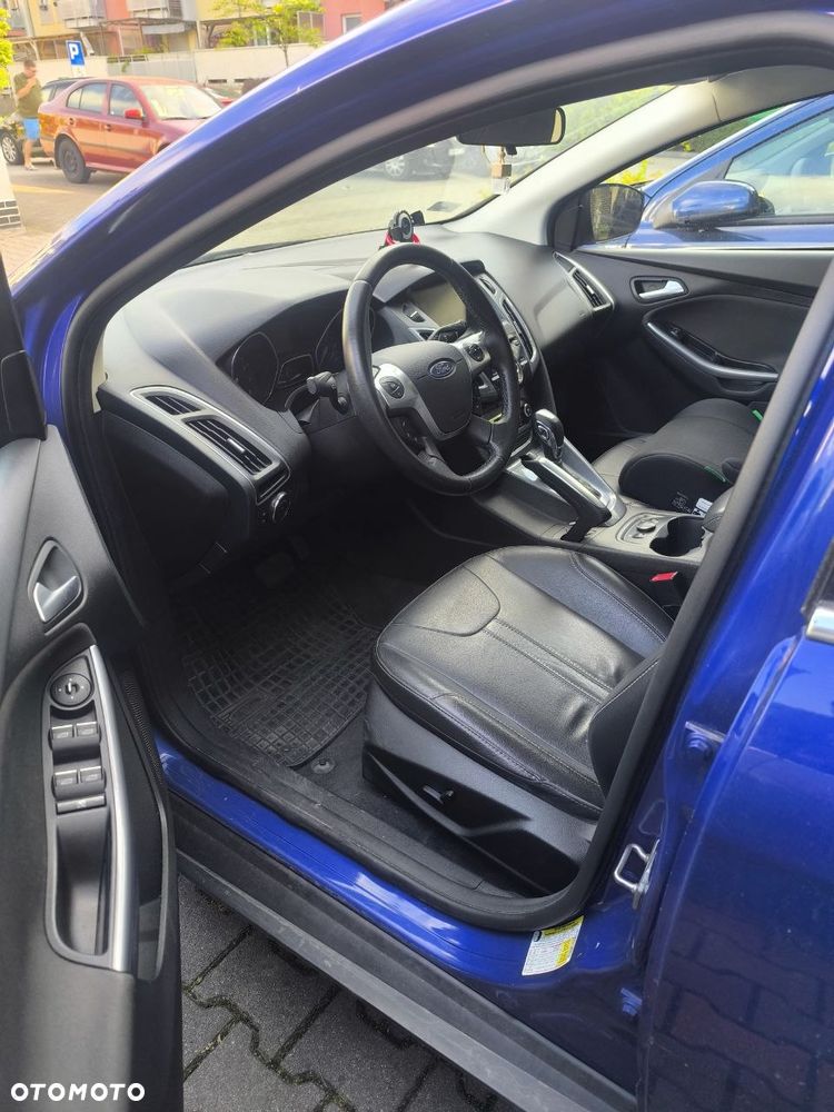 Ford Focus - 10