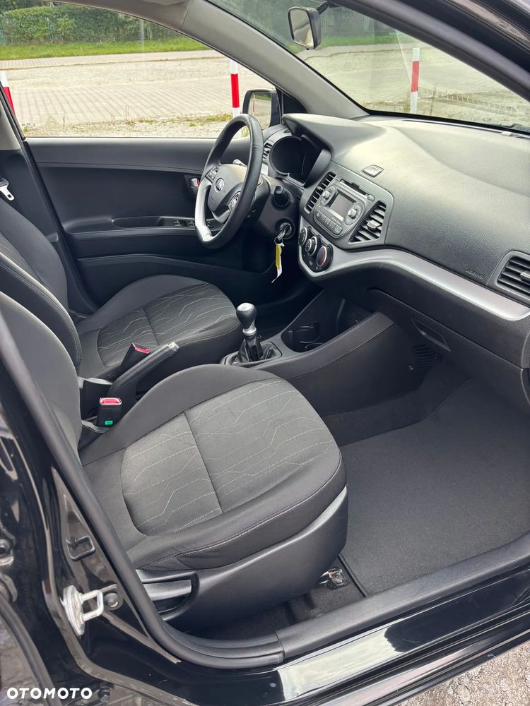Kia Picanto 1.2 Fifa World Cup Edition - 17