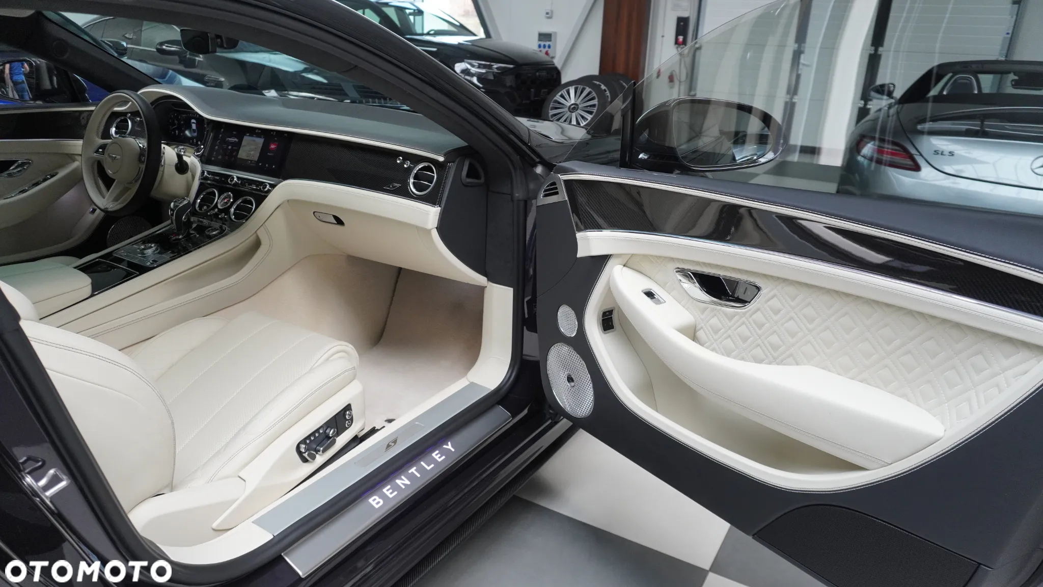 Bentley Continental GT V8 S - 9