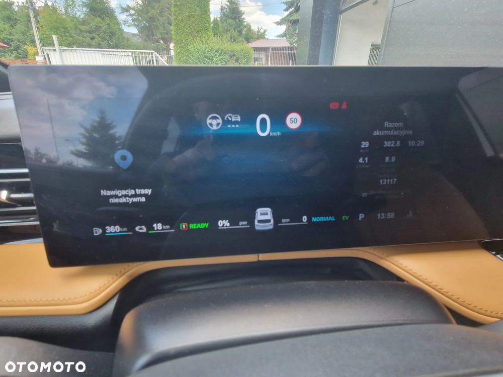 MG HS PHEV 1.5T Exclusive - 12
