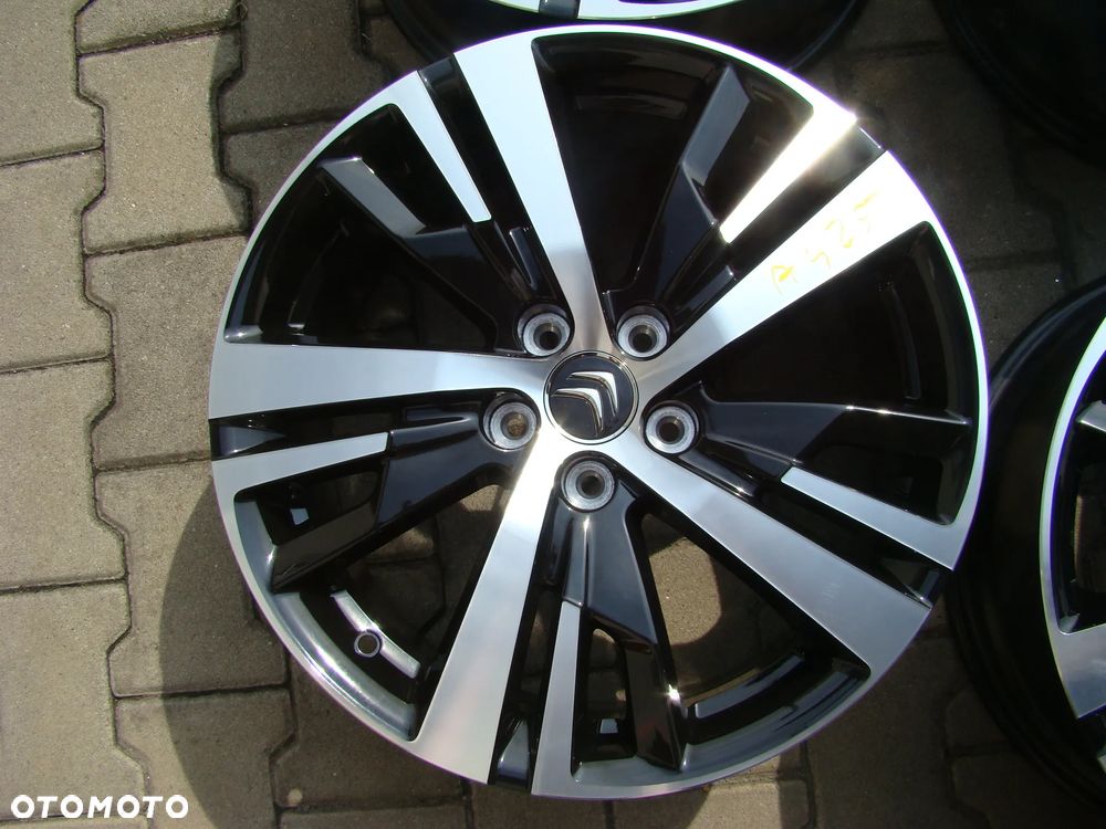 a425 5x108 Citroen Berlingo C5 Aircross C5 X C4 Grand Picasso 7,5jx18 niemontowane - 2