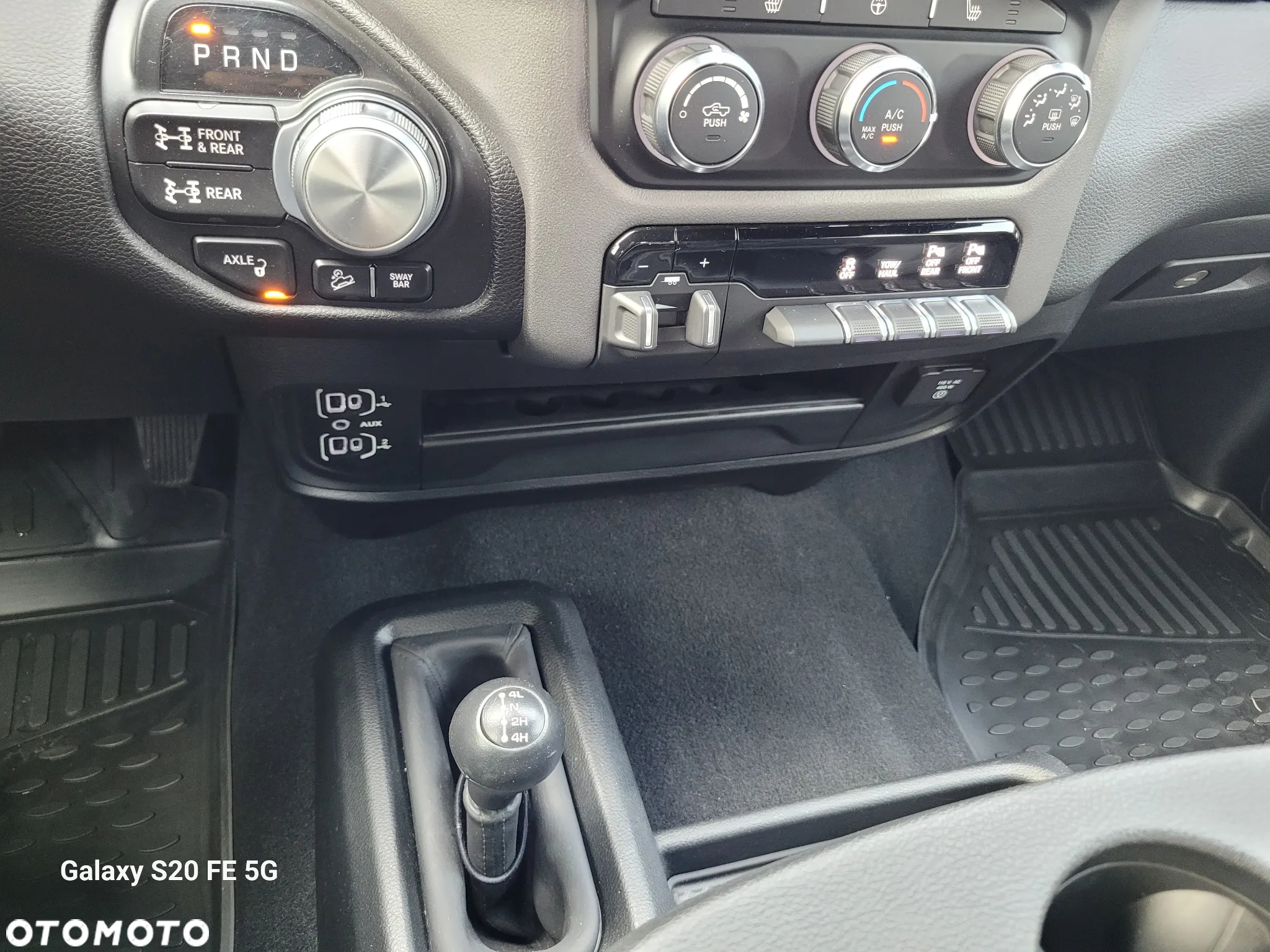RAM 2500 - 25