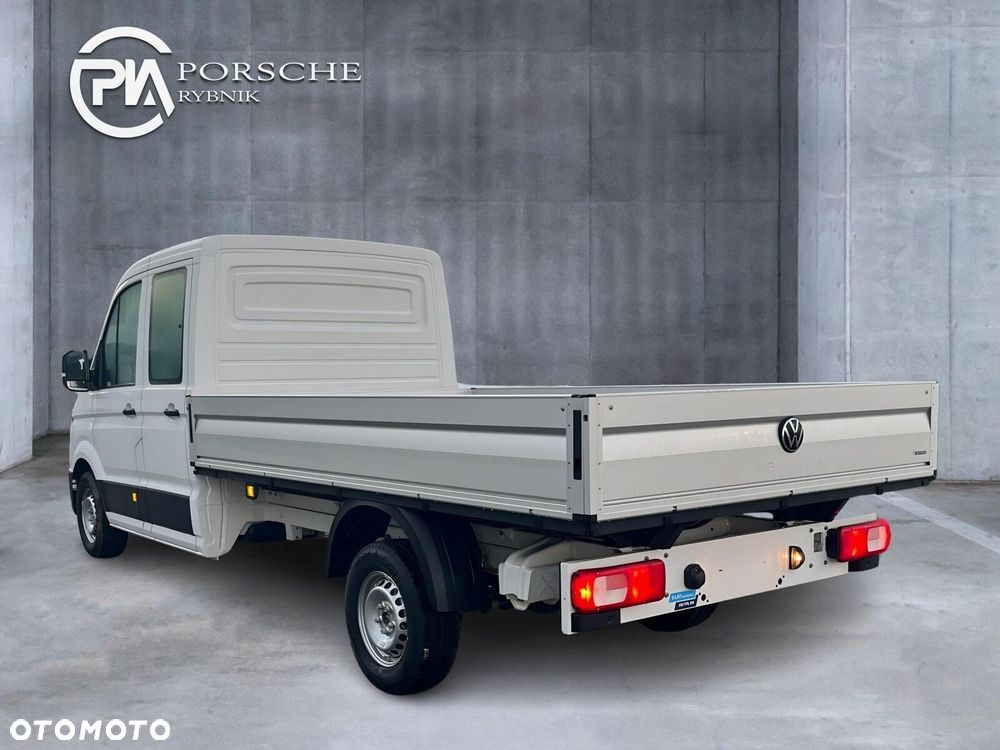 Volkswagen Crafter 35 Skrzyniowy z podwójną kabiną silnik: 2,0 l EU6 SCR 177 KM / skrzynia biegów: 4MOTION automatyczna 8-biegowa rozstaw osi: 4490 mm - 7