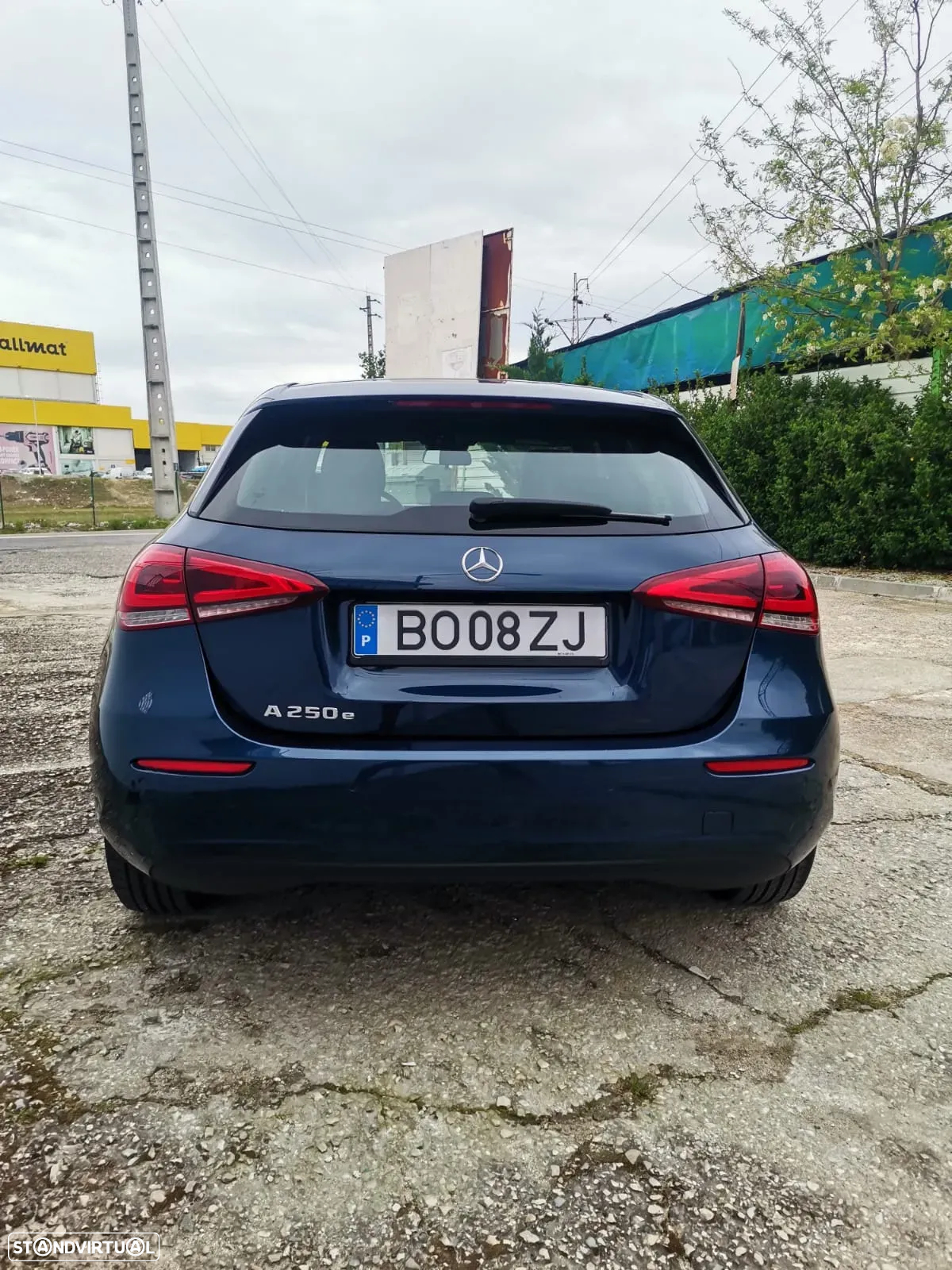 Mercedes-Benz A 250 e Style Plus - 19
