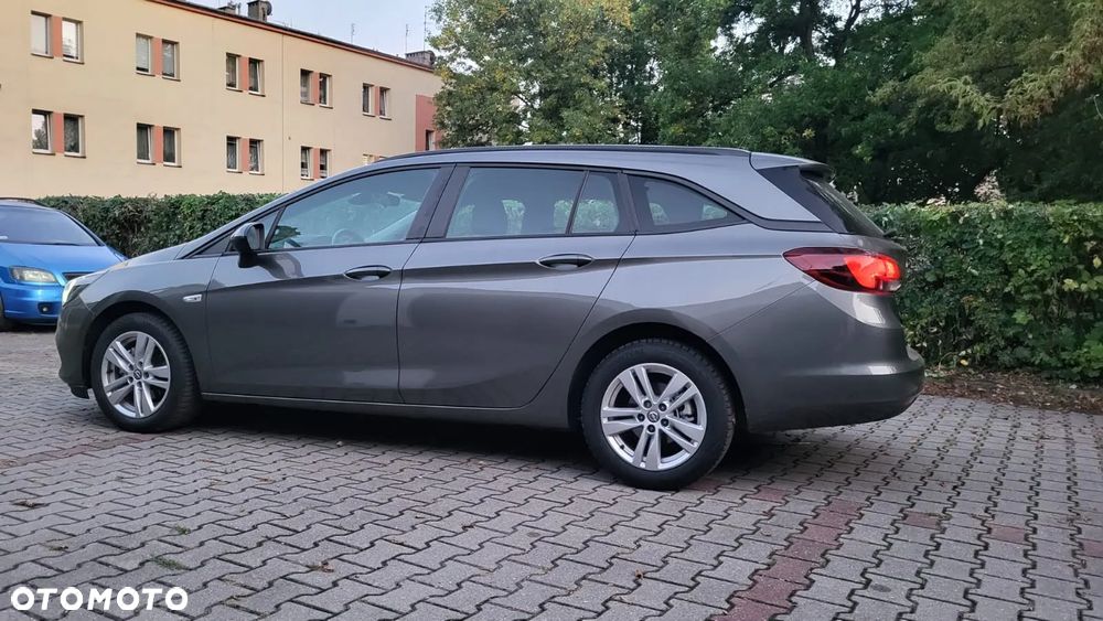 Opel Astra 1.5 D Start/Stop Sports Tourer 2020 - 24