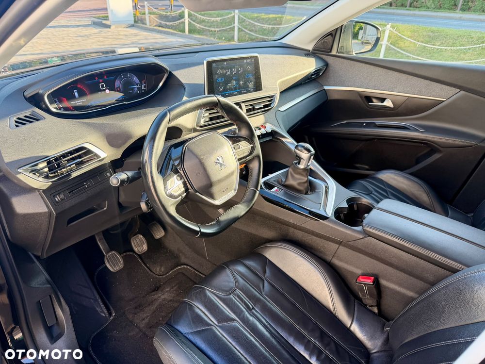 Peugeot 5008 BlueHDI 130 Allure Business-Paket - 11