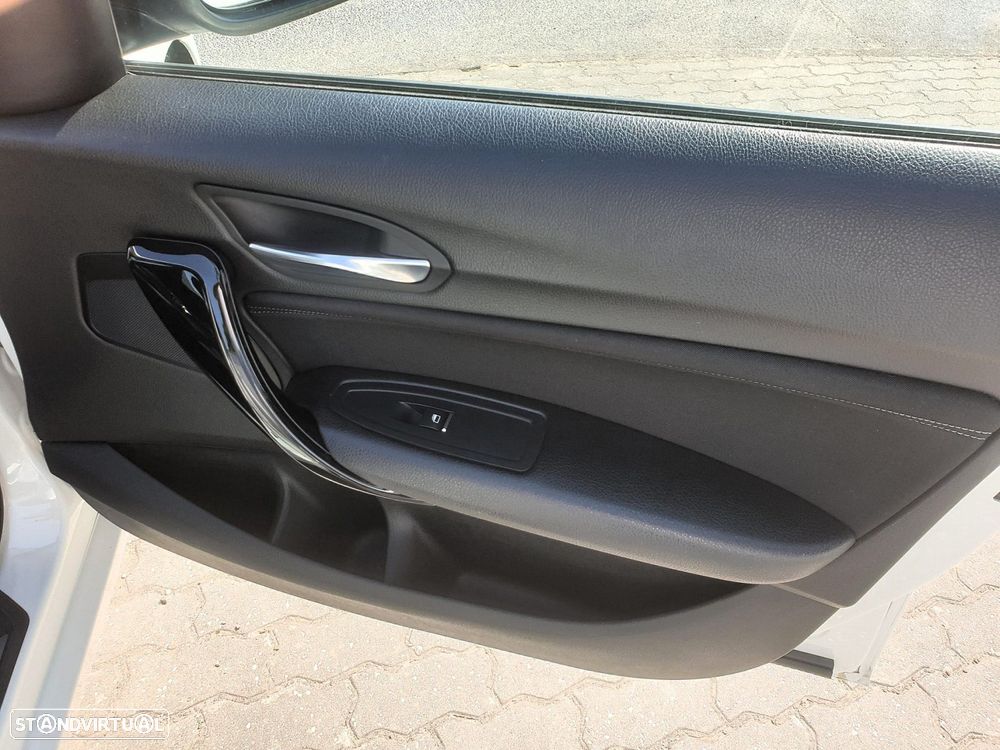 BMW 116 d EfficientDynamics Edition Sport Line - 29