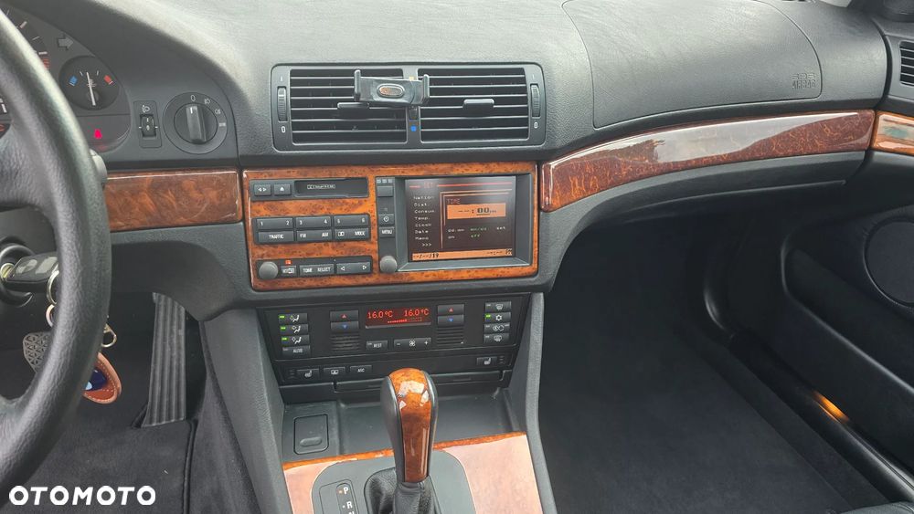 BMW Seria 5 - 15