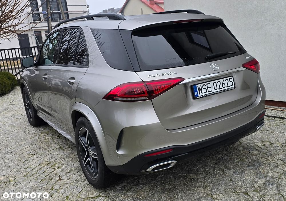 Mercedes-Benz GLE - 12