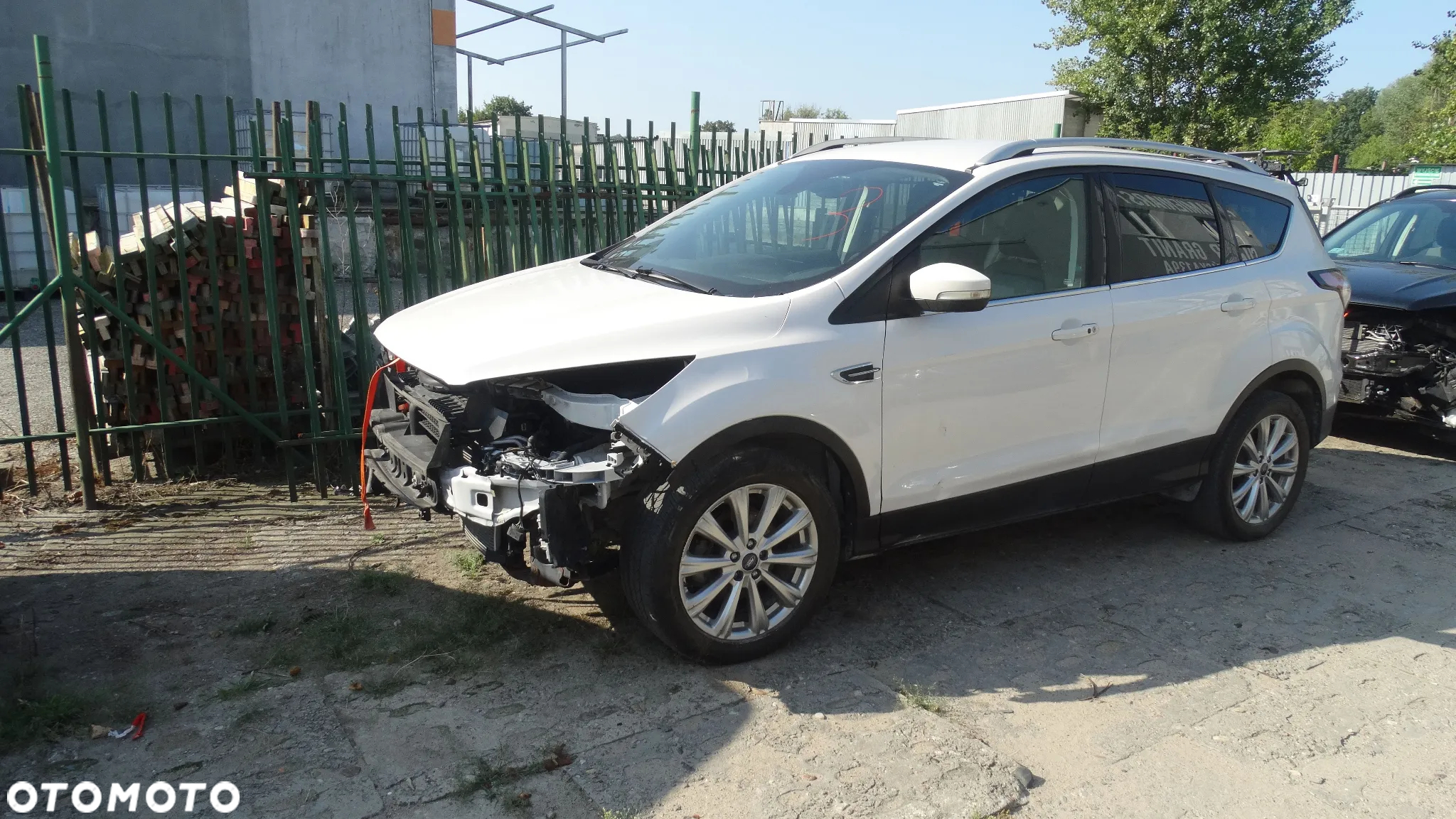 Ford Kuga 1.5 EcoBoost AWD Trend ASS - 3