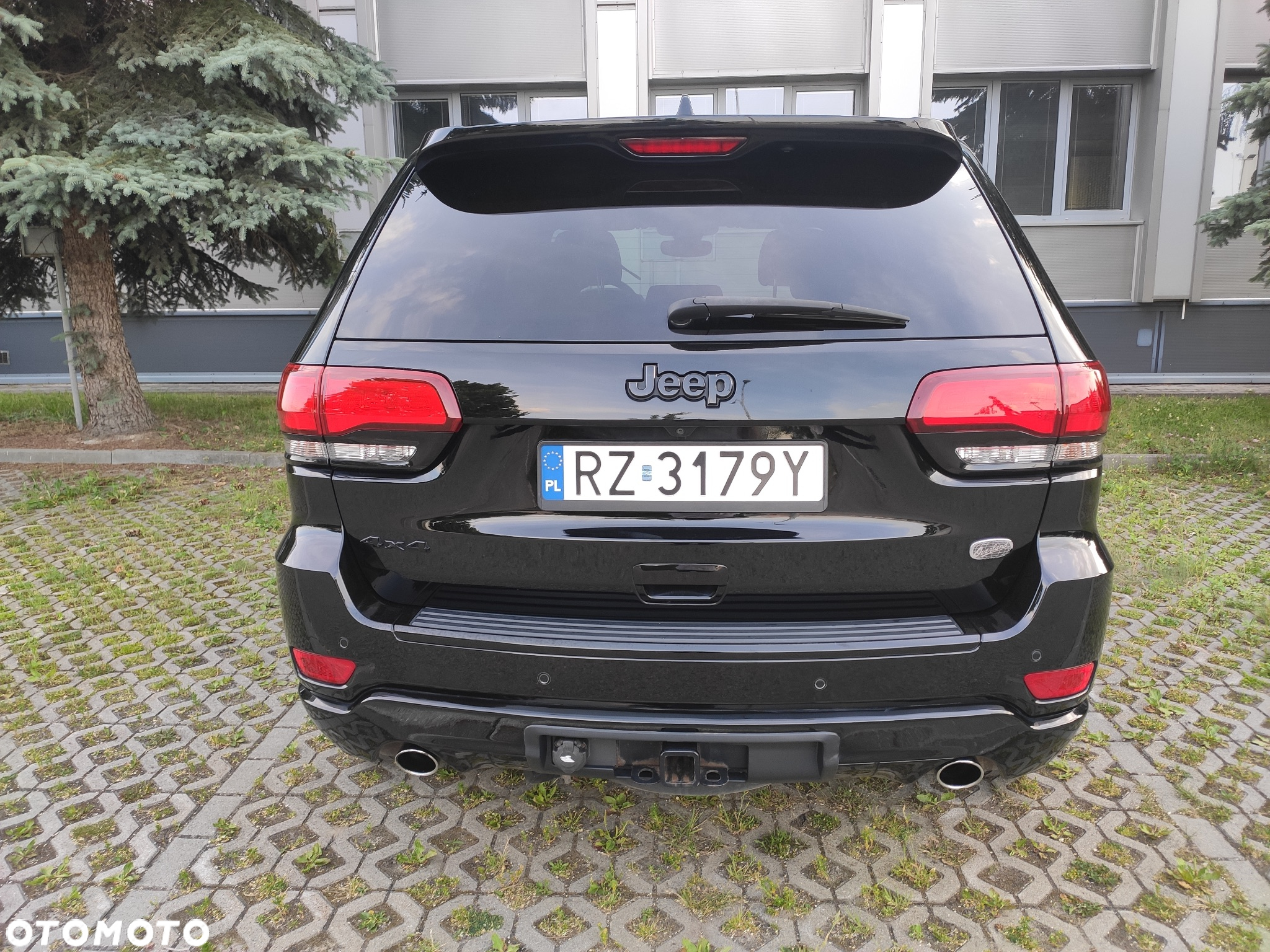 Jeep Grand Cherokee 5.7 V8 Overland - 10