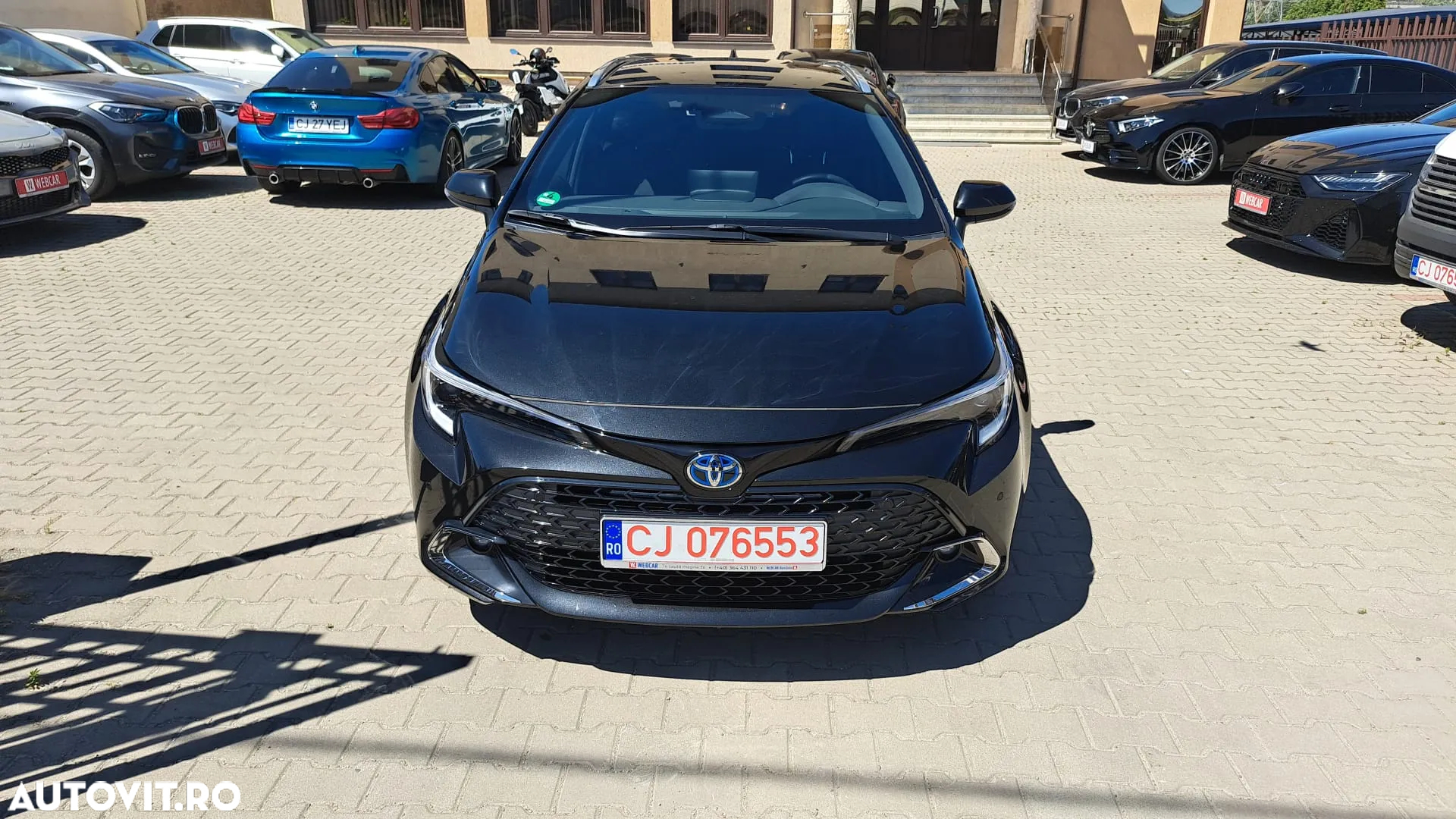 Toyota Corolla Sedan 1.8 HEV Business - 2