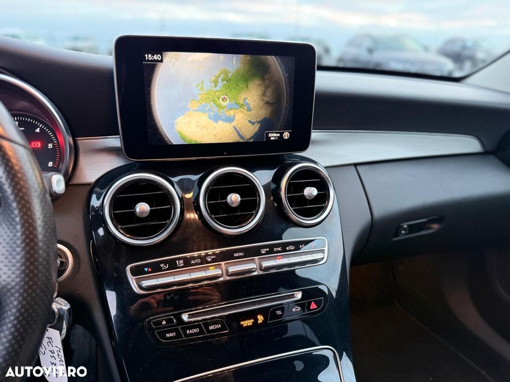 Mercedes-Benz C 220 d 4Matic T 9G-TRONIC Exclusive - 14