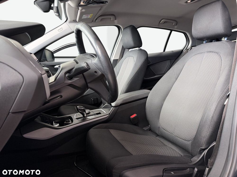 BMW Seria 1 - 11