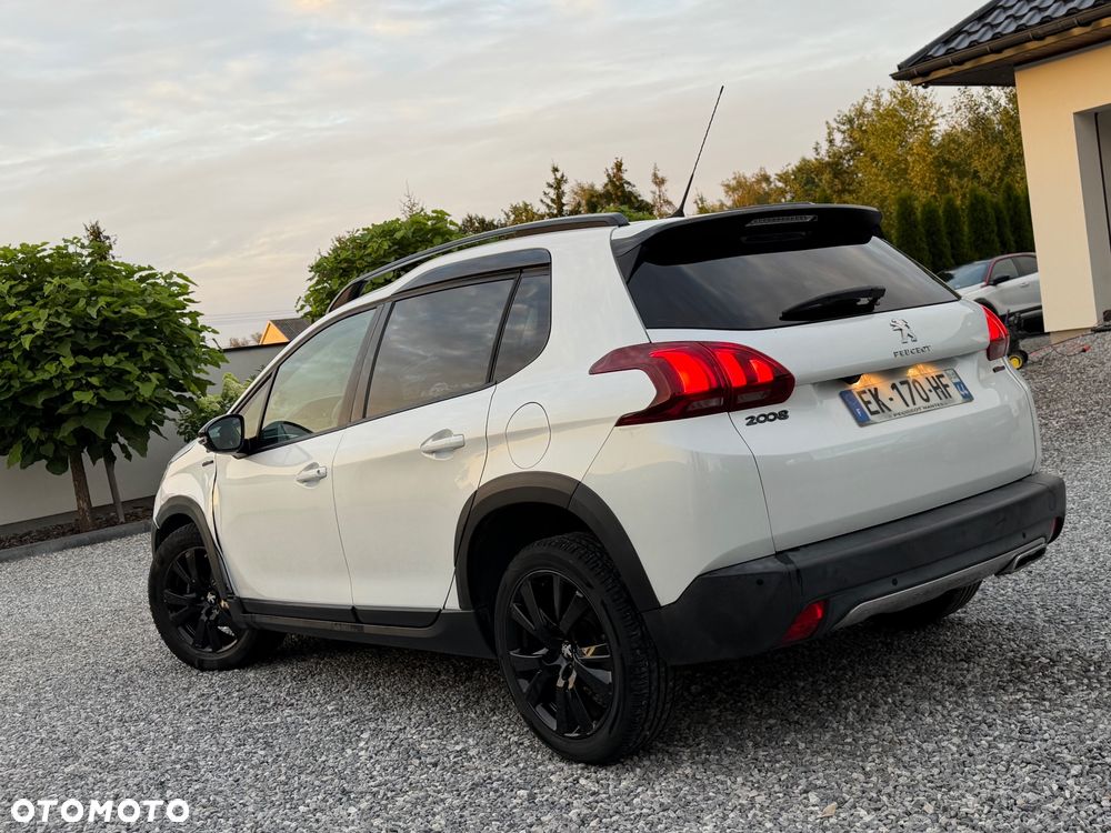 Peugeot 2008 PureTech 110 Stop&Start EAT6 GT-Line Edition - 16