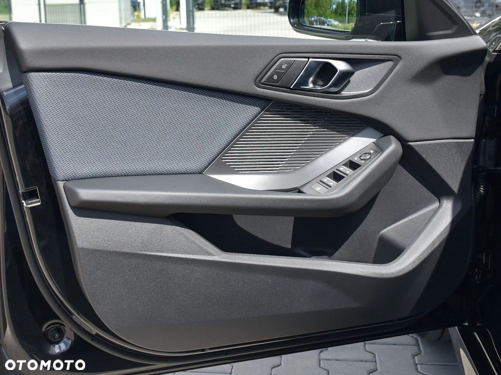 BMW Seria 2 216i - 17