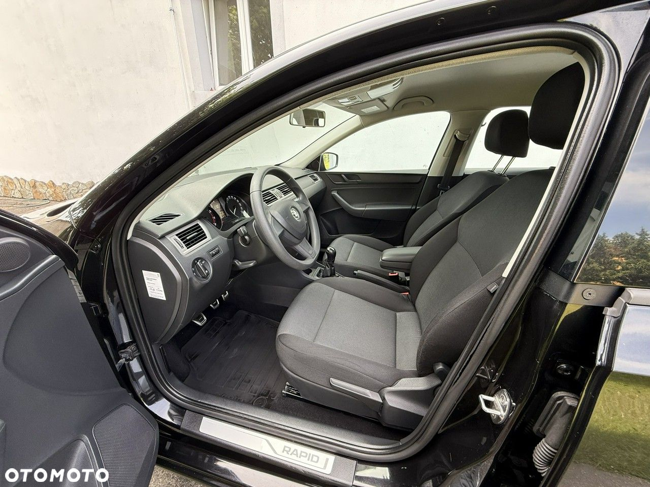 Skoda RAPID - 14