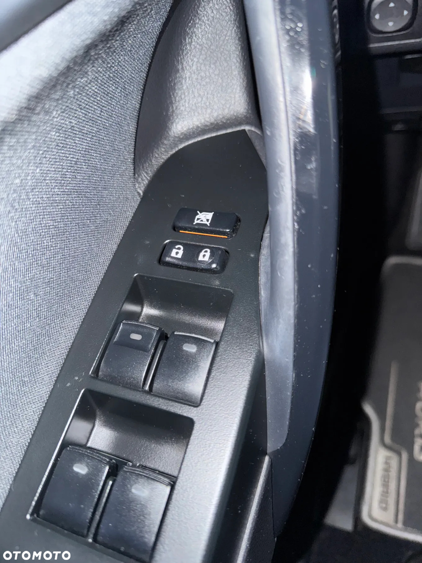 Toyota Auris Hybrid 135 Prestige - 15