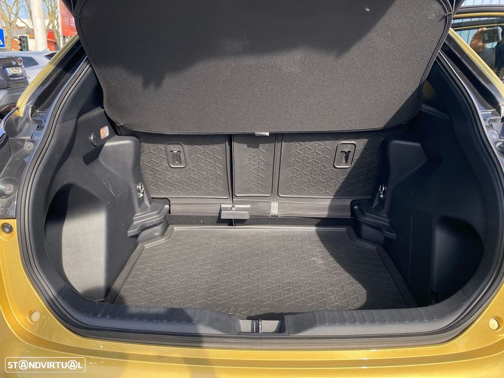 Toyota Yaris Cross 1.5 HDF Premier Edition - 6