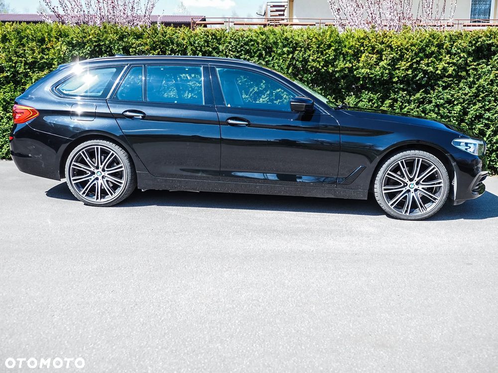 BMW Seria 5 520d xDrive Sport Line - 5
