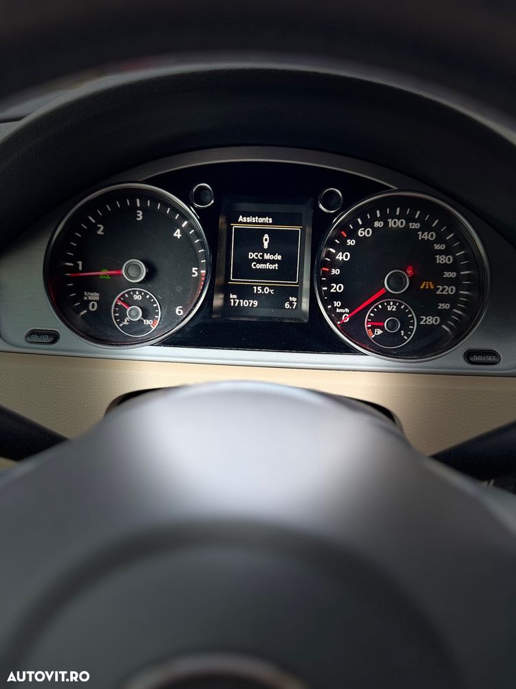 Volkswagen Passat CC - 39