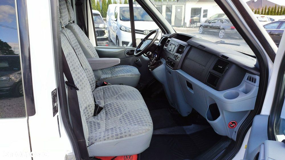 Ford Transit - 7