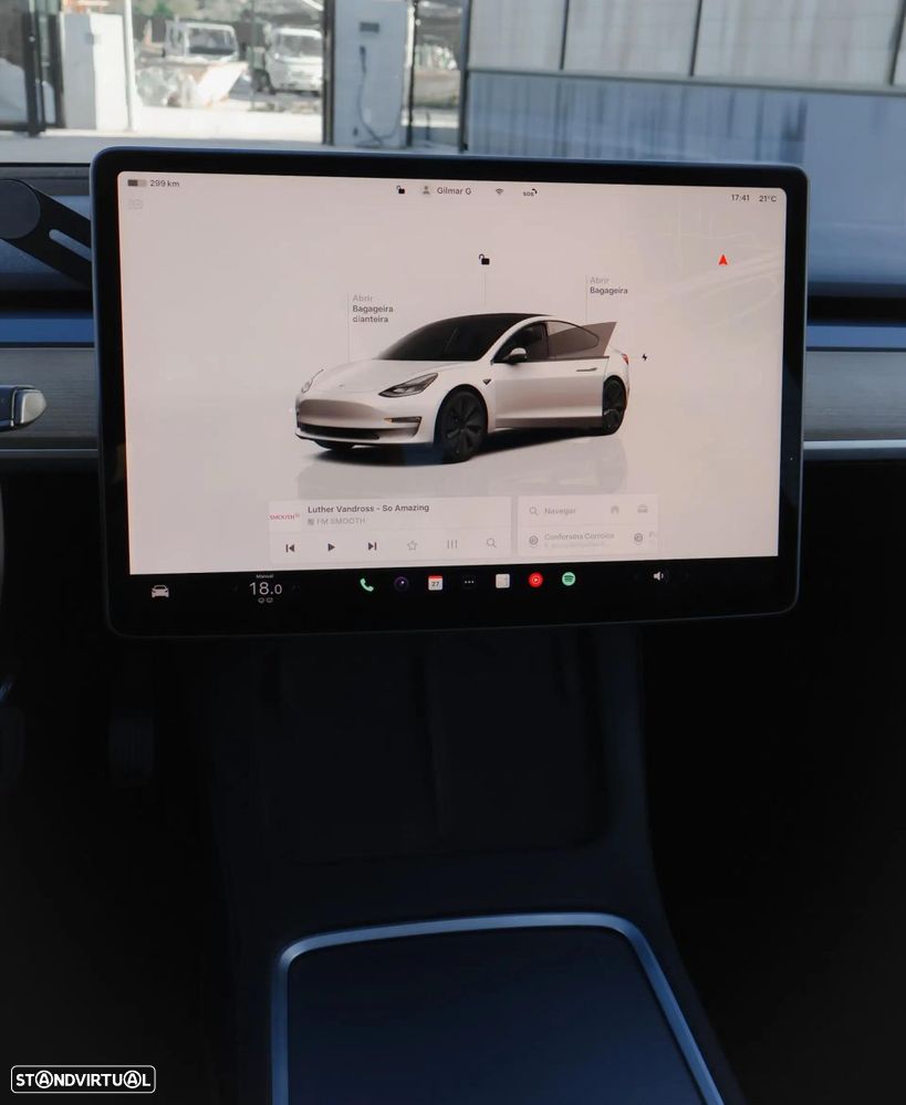 Tesla Model 3 - 18