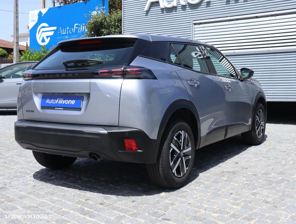Peugeot 2008 1.2 PureTech Style - 18