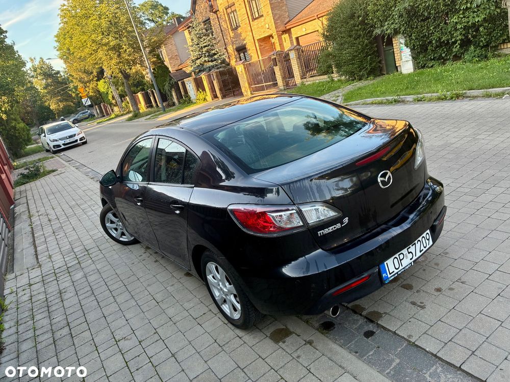 Mazda 3 2.0 Exclusive + - 7