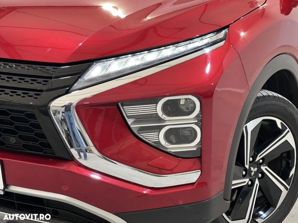 Mitsubishi Eclipse-Cross - 12